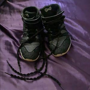 NFINITY Onyx Titan Size Y3